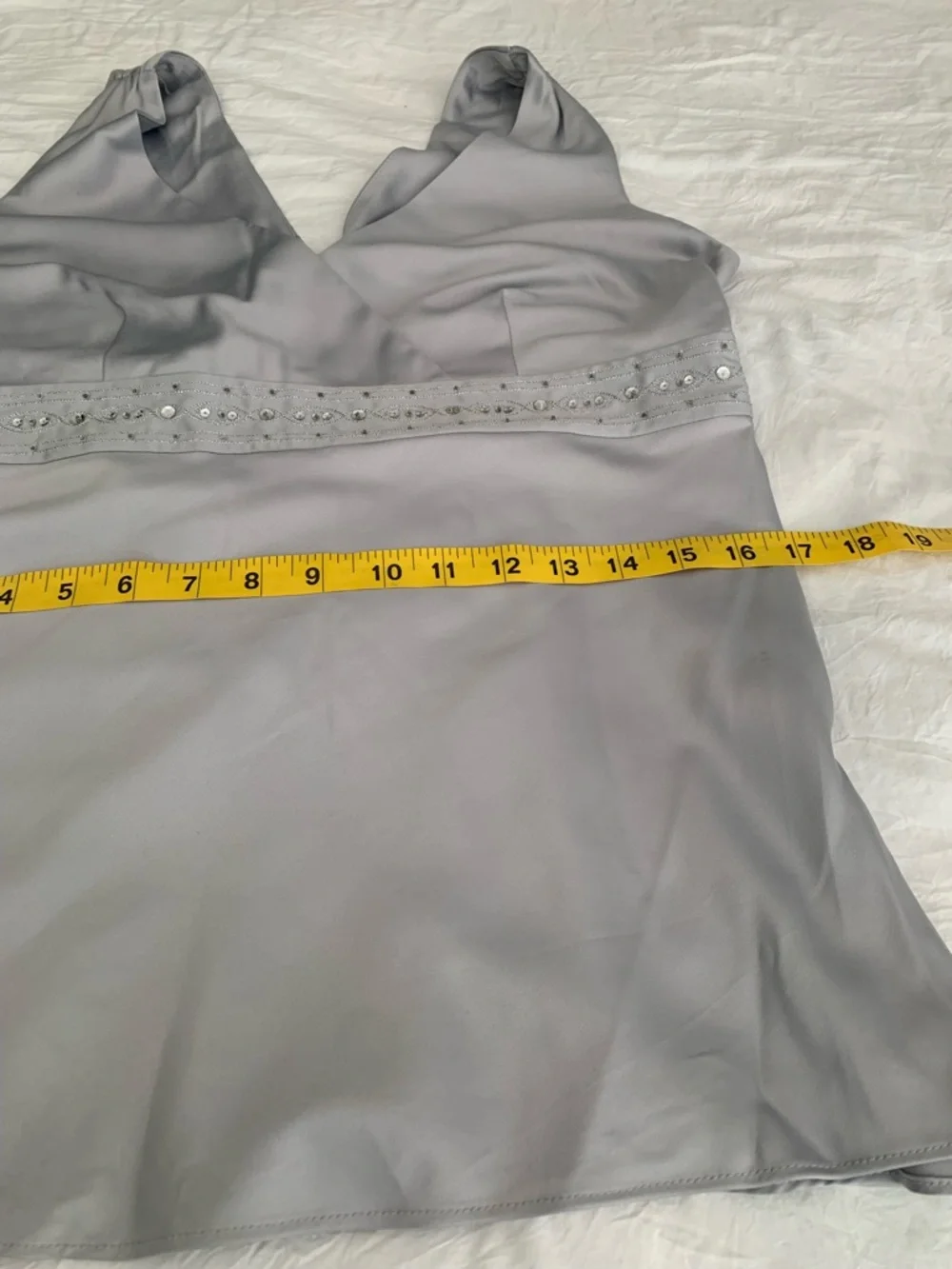 Envision Studio sleeveless neck